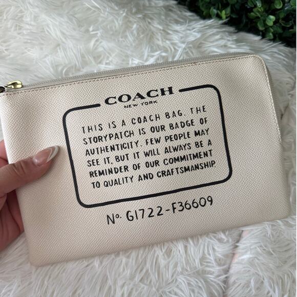 COACH White Pouch - Picture 1 of 4